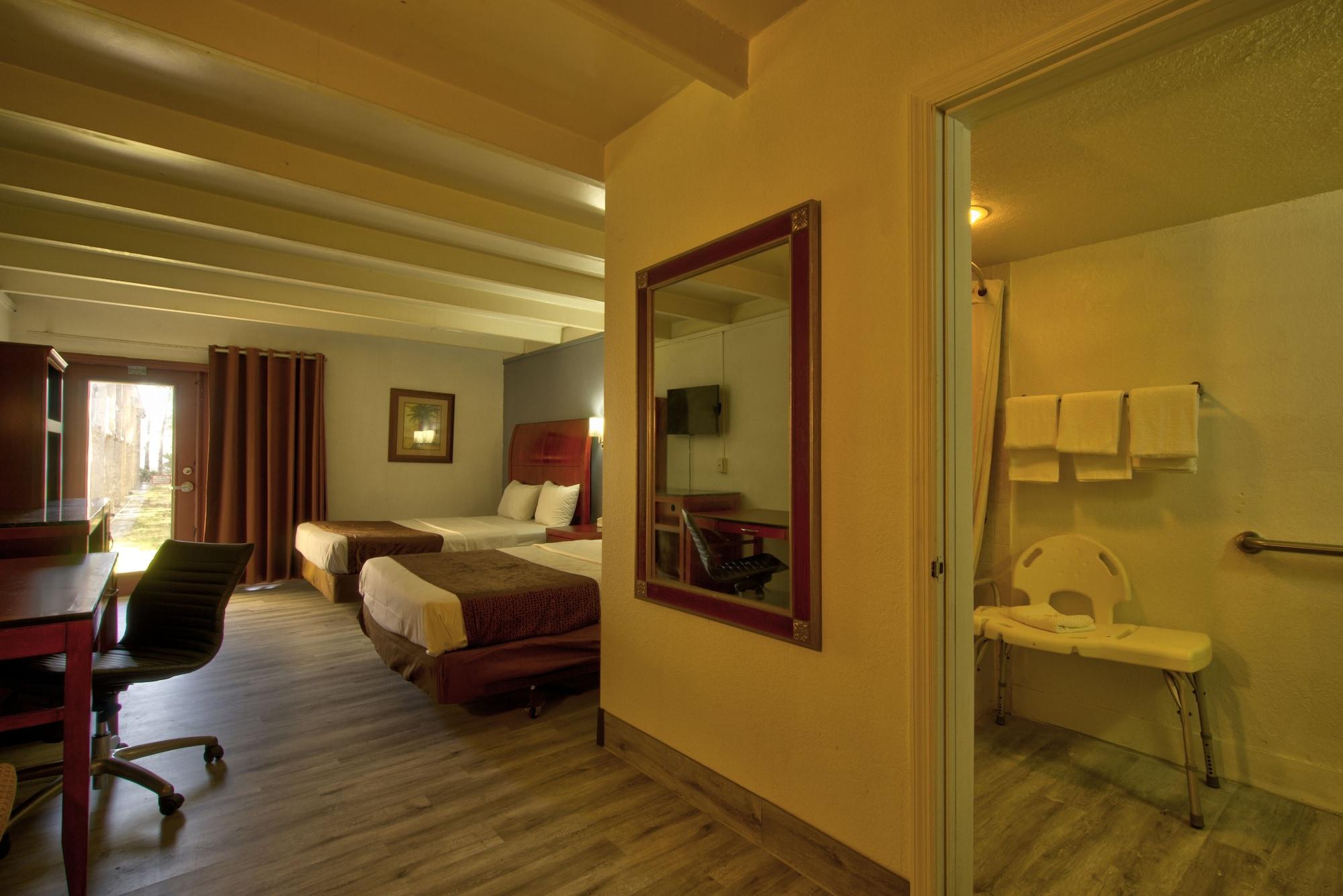 Clearwater Hotel Exterior foto